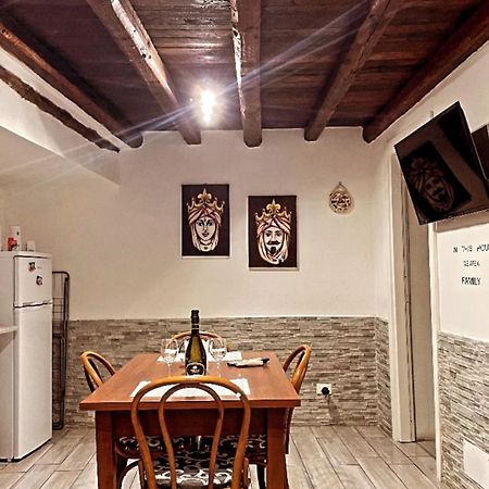 La Casetta Del Borgo Palermo Exterior foto